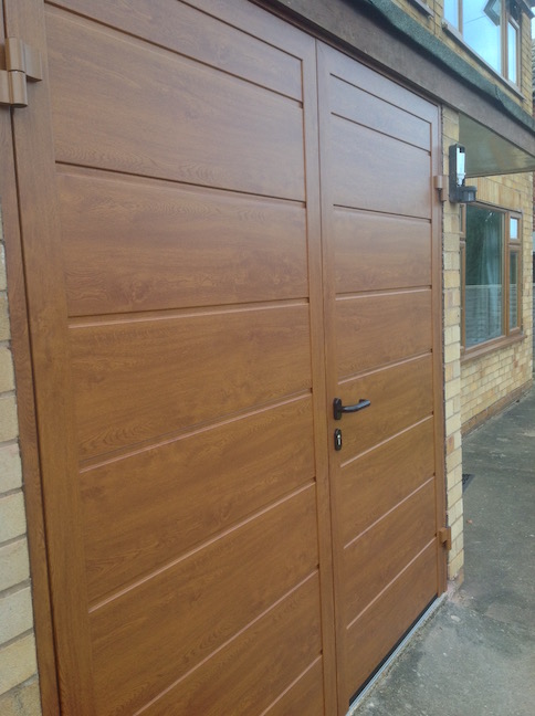 Hormann Side hinge Double- Leaf Door in Golden Oak