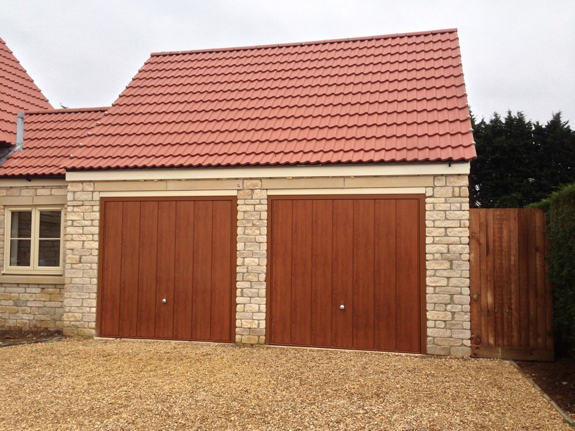 Hormann Decograin Golden Oak doors by lincs garage door services ltd